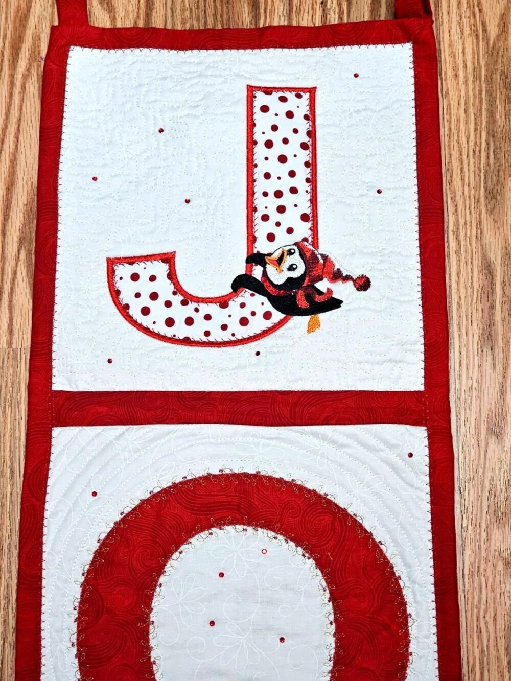 Christmas JOY Quilted Vertical Banner 33" Holiday Wall Hanging Applique vintage - Picture 2 of 8